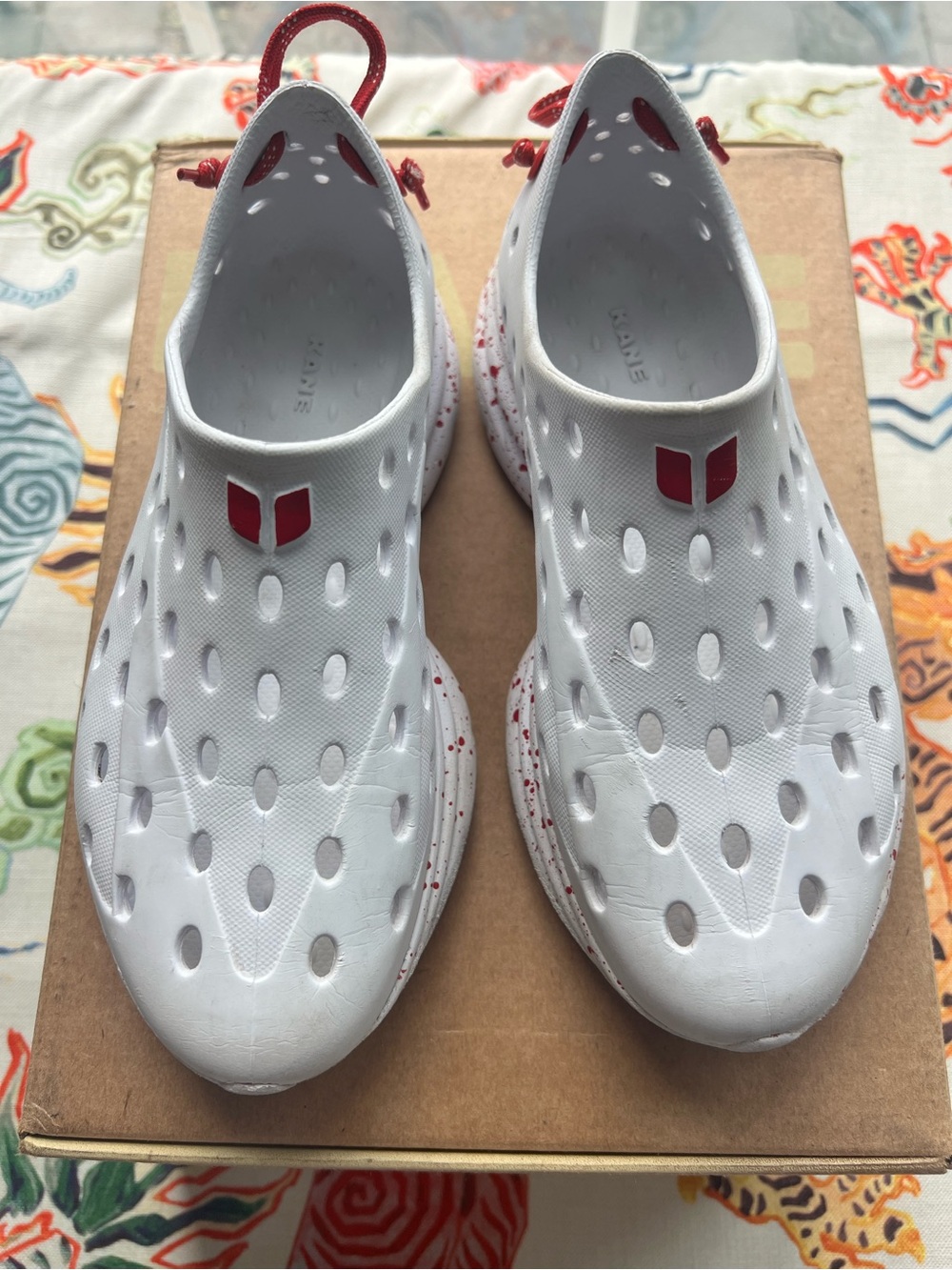 Kids White Kane athletic recover shoes with Red Accent - Easy Slip-On
